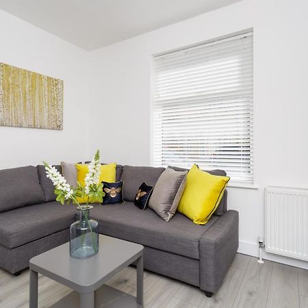 Harold House - Modern Open Plan 4 Bedroom, 3 Bathroom House In Central Southsea, Portsmouth Esterno foto