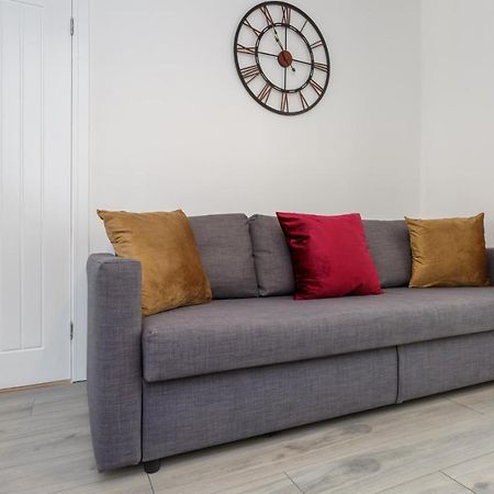 Harold House - Modern Open Plan 4 Bedroom, 3 Bathroom House In Central Southsea, Portsmouth Esterno foto