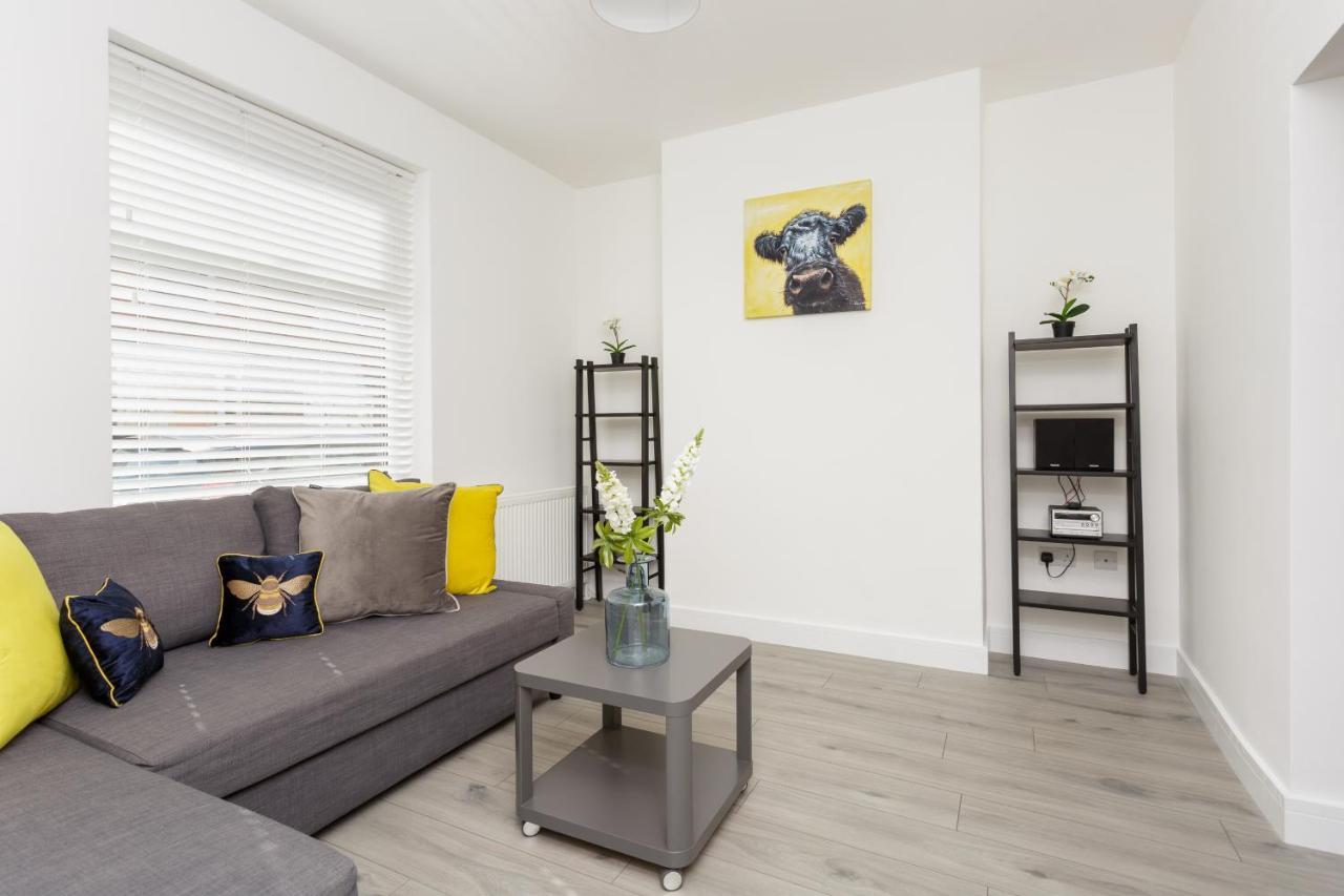 Harold House - Modern Open Plan 4 Bedroom, 3 Bathroom House In Central Southsea, Portsmouth Esterno foto
