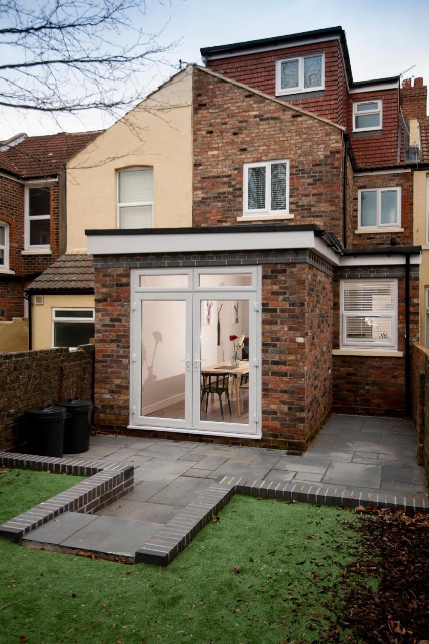 Harold House - Modern Open Plan 4 Bedroom, 3 Bathroom House In Central Southsea, Portsmouth Esterno foto